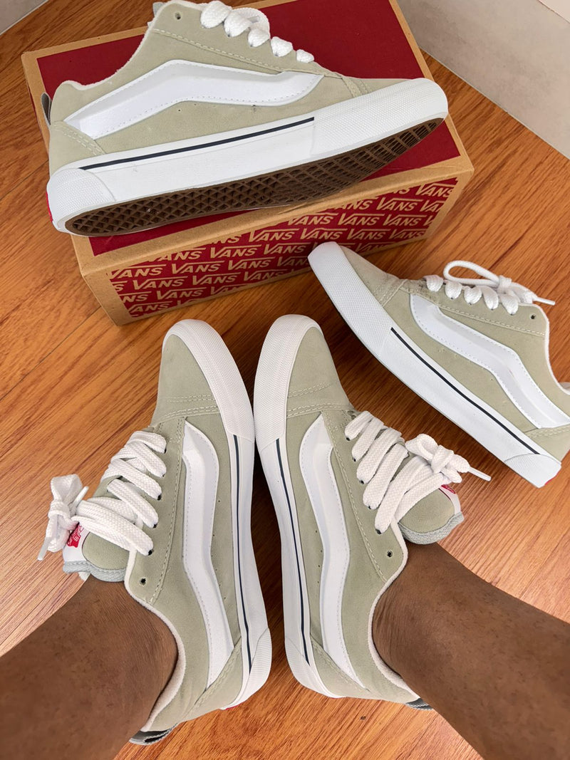 Vans knu skool